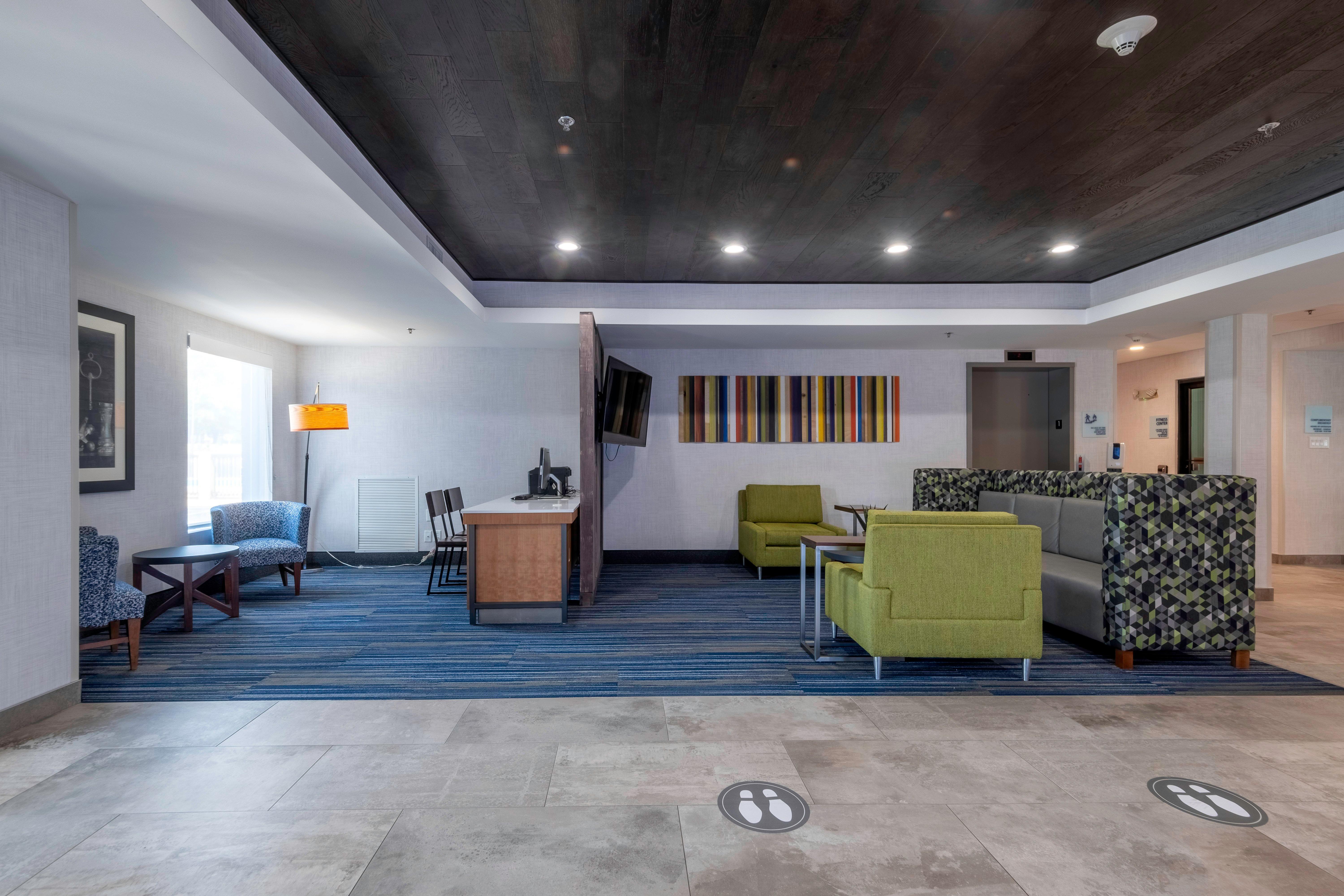 Holiday Inn Express Hotel & Suites Petersburg/Dinwiddie By Ihg Zewnętrze zdjęcie