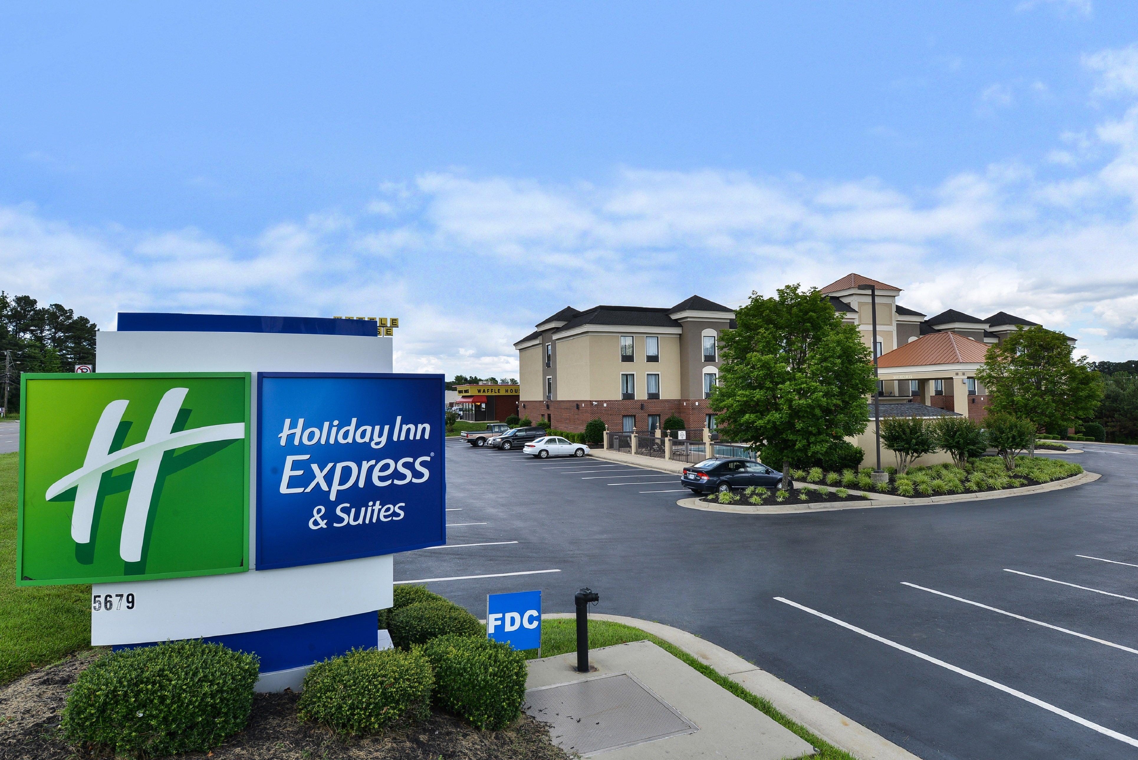 Holiday Inn Express Hotel & Suites Petersburg/Dinwiddie By Ihg Zewnętrze zdjęcie